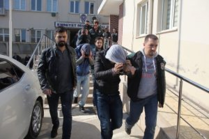 Bursa'daki uyuşturucu operasyonlarında 8 tutuklama