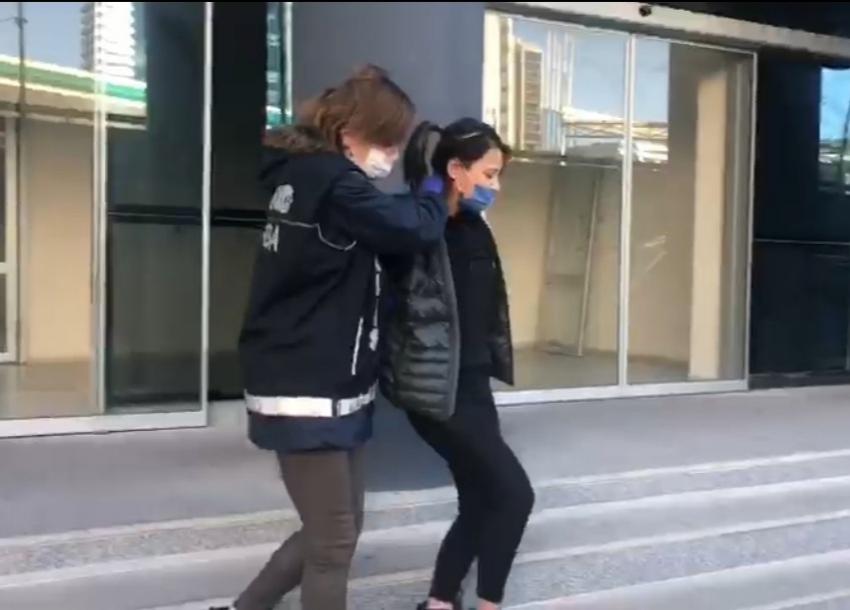 Bursa'da torbacı kadın kıskıvrak yakalandı