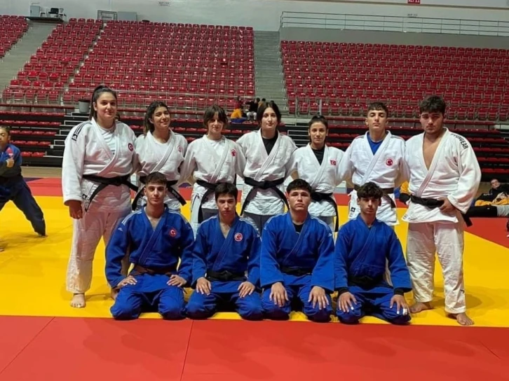 Yunusemreli ümit judocular Konya’da puanları topladı
