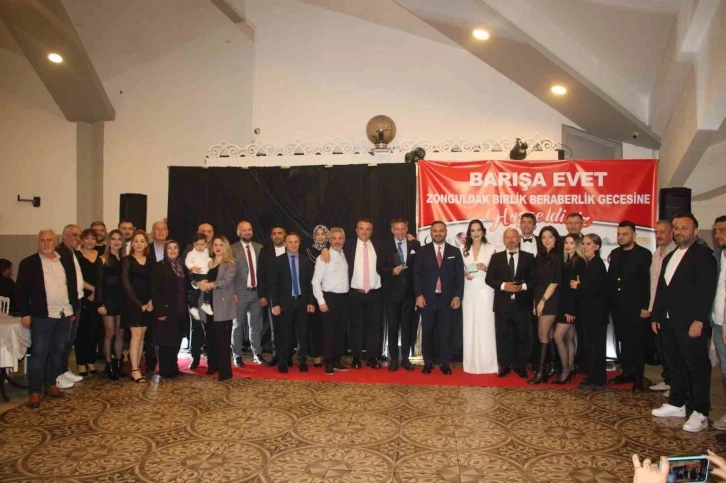 Zonguldaklı iş adamları ’Best of Zonguldak Birlik Beraberlik Gecesi’nde bir araya geldi

