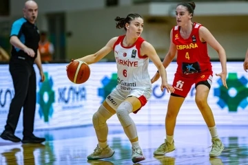18 Yaş Altı Kız Basketbol Milli Takımı, İspanya’ya mağlup oldu