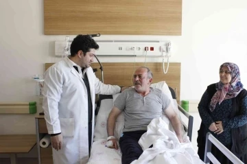 3 aydır yürüyemeyen eski futbolcu ameliyat sonrası sahalara dönmeye hazırlanıyor
