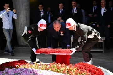 9. Cumhurbaşkanı Süleyman Demirel, kabri başında törenle anıldı