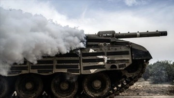 AA ekibi İsrail'in Gazze'ye düzenlediği saldırıları ve sınırdaki tank hareketliliğini görü