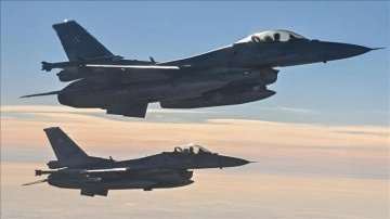 Ukraynalı pilotların F-16 eğitimi Polonya'da başladı