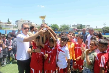 Adıyaman’da öğrenciler arası futbol turnuvası düzenlendi
