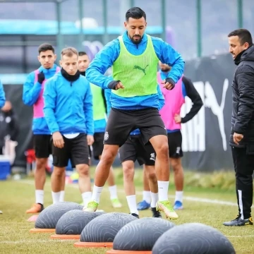 Afyonspor, Arnavutköy Belediyespor maçı hazırlıklarına başladı
