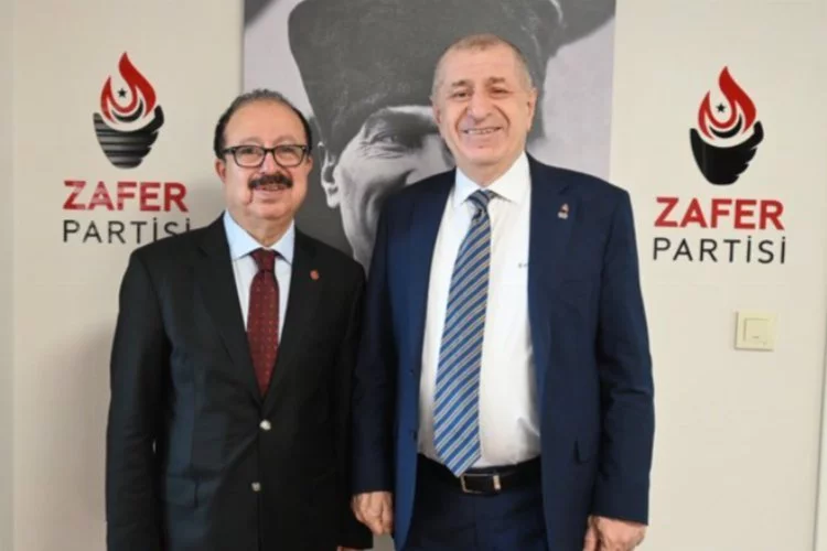 Ahmet Sevinç Zafer Partisi'den adaylık başvurusunu yaptı
