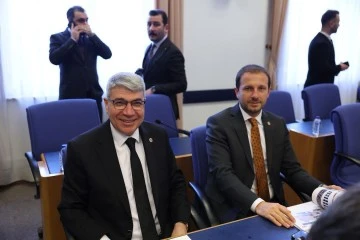 AK Parti Bursa Milletvekili Ahmet Kılıç: Ulaşım ve altyapıda dev yatırımlar yapıldı 