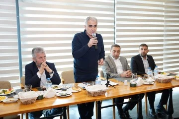 AK Parti Bursa Nilüfer Belediye Başkan Adayı Celil Çolak: İlçe genelinde kentsel dönüşümü başlatacağız