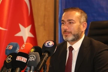 AK Parti İl Başkanı Aydın: &quot;Bu seçim başörtüsünü yasaklayanlar ile başörtülü vali atayanlar arasındadır&quot;
