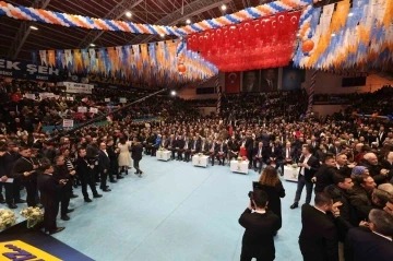 AK Parti İzmir Milletvekili Kasapoğlu: &quot;Başkaları gibi başka odaklardan medet ummuyoruz”
