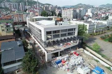 Akçaabat Kültür Merkezi inşaatında sona gelindi
