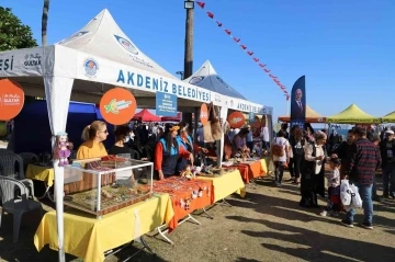 Akdeniz Belediyesi, festival konuklarının ilgi odağı oldu
