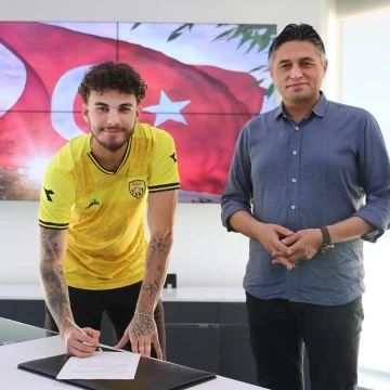 Aliağaspor FK, Antalyaspor’dan Doğukan Nelik’i transfer etti
