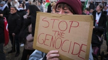 Almanya’da “Gazze’de soykırımı durdurun” grafitisi, antisemitik olduğu gerekçesiyle yasaklandı