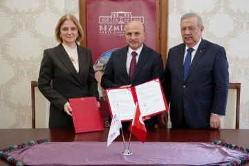Altınova Belediyesi ile Bezmialem Üniversitesi arasında işbirliği protokolü
