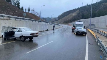 Amasya’da 3 aracın karıştığı kazada 6 yaralı
