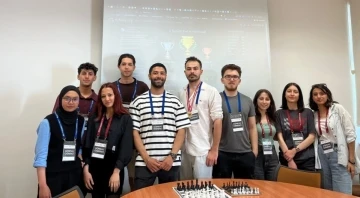 Anadolu Üniversitesi satranç turnuvasından başarıyla döndü

