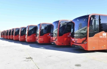 Ankara Büyükşehir’den Esenboğa’ya bagaj tasarımlı yeni EGO otobüsleri
