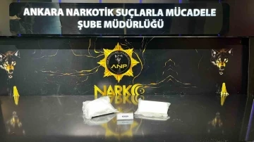 İstanbul'dan Ankara’ya 2 kilo 279 gram kokain götürdüler