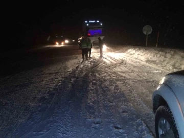 Antalya-Konya yolu tır geçişine kapatıldı
