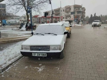 Antalya’nın Korkuteli ilçesinde kar yağışı başladı
