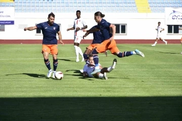 Antalyaspor hazırlık maçında Başakşehir’i 2-1’lik skorla geçti
