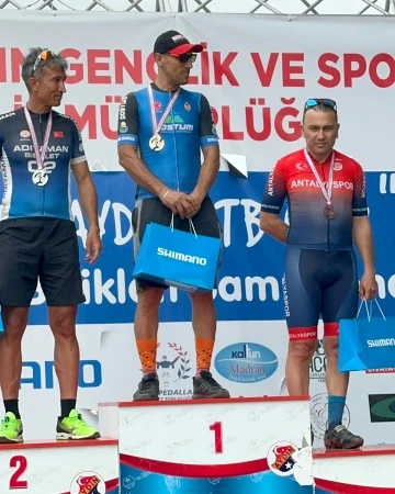 Antalyasporlu pedallar sezonu kürsüde açtı
