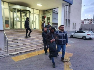 Kayseri'de araması bulunan 22 kişi yakalandı!