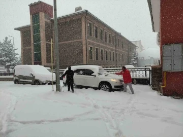 Ardahan’da yoğun kar yağışı
