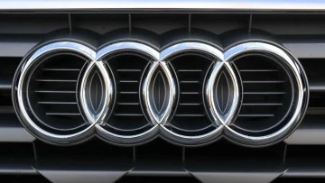 Audi yeni logosunu tanıttı 