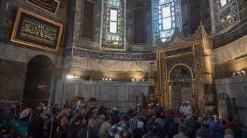 Ayasofya-i Kebir Cami-i Şerifi'nde İstanbul'un fethi için mevlit okutuldu