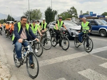 Aydın Anadolu İmam hatip Lisesi öğrencileri bisiklet kullanmayı yaygınlaştırdı
