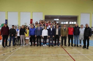 Aydın’da Badminton şampiyonları belli oldu
