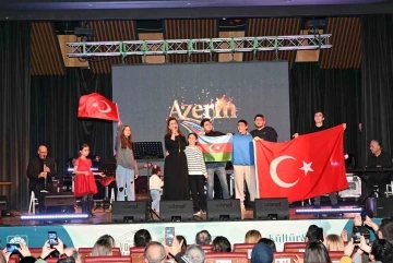 Azerin’den Yalova’da muhteşem konser
