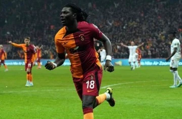 Galatasaray'da Bafetimbi Gomis gollerine devam ediyor 