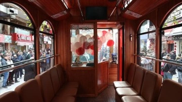 Bahçelievler'de "100. Yıl Cumhuriyet Tramvayı" seferlerine başladı