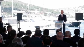 Bakan Abdülkadir Uraloğlu: &quot;Türk sahipli deniz ticaret filosu bugün dünyada 12. sırada&quot;
