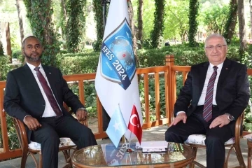 Bakan Güler, Somali Savunma Bakanı Nur ile görüştü
