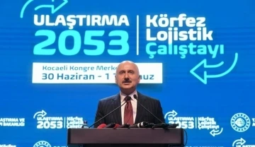 Bakan Karaismailoğlu: “Kruvaziyer yolcu sayısı 2022’de 22 kat artarak 1 milyonu aştı”
