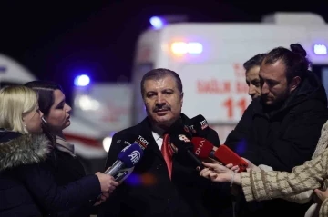Bakan Koca: “Toplam 182 hasta Türkiye’ye getirildi”

