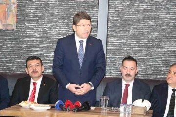 Bakan Tunç: “AK Parti öncesi demokrasinin standartlarıyla bugünkü arasında büyük fark var”

