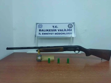 Balıkesir’de polisten Huzur Operasyonu: 25 gözaltı
