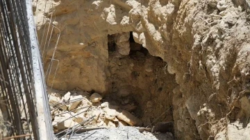 Başakşehir’de ilginç olay, inşaat çalışması sırasında mağara ve kanal bulundu
