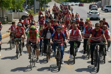 Başiskele’de bisiklet turu heyecanı
