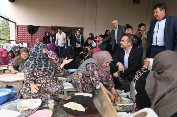 Başkan Ahmet Akın, Hıdırellez Şenlikleri’ne katıldı
