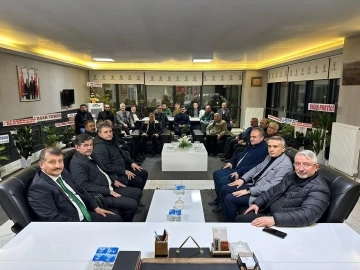 Başkan Aşgın’dan AK Parti Çorum İl Başkanlığı görevini devralan Murat Günay’a ziyaret