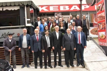 Başkan Bakkalcıoğlu parti buluşmasına katıldı

