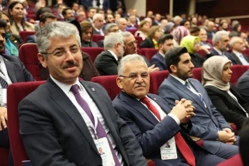 Başkan Büyükkılıç, Ankara’da 3 bakanla görüştü, Cumhurbaşkanı Erdoğan’ın Toplantısı’na katıldı
